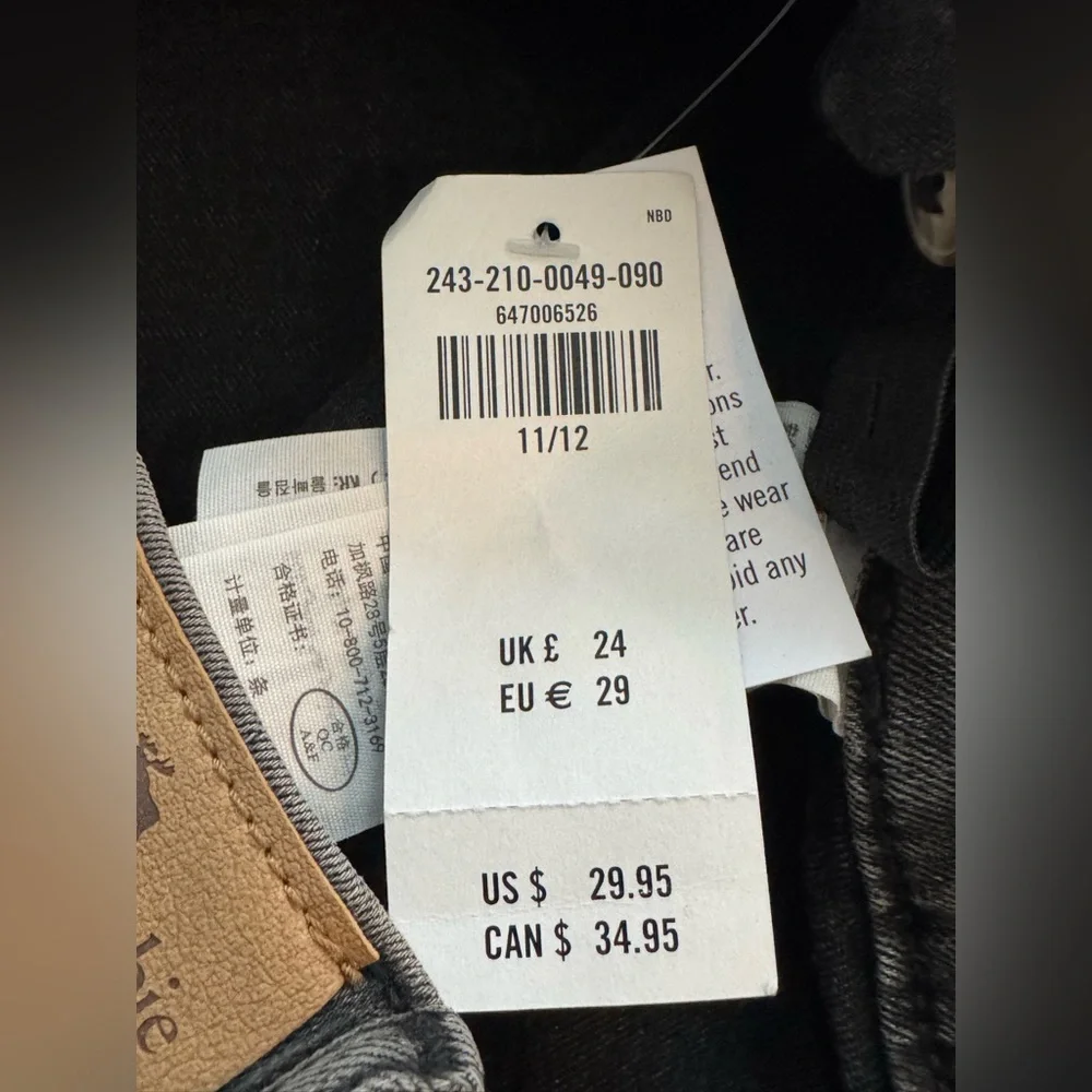 Abercrombie & Fitch kids Charcoal Button-Down Denim Mini Skirt NWT 11/12 - Picture 3 of 5